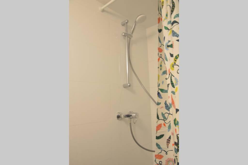 Apartament Nice Studio In Marolles Bruksela Zewnętrze zdjęcie