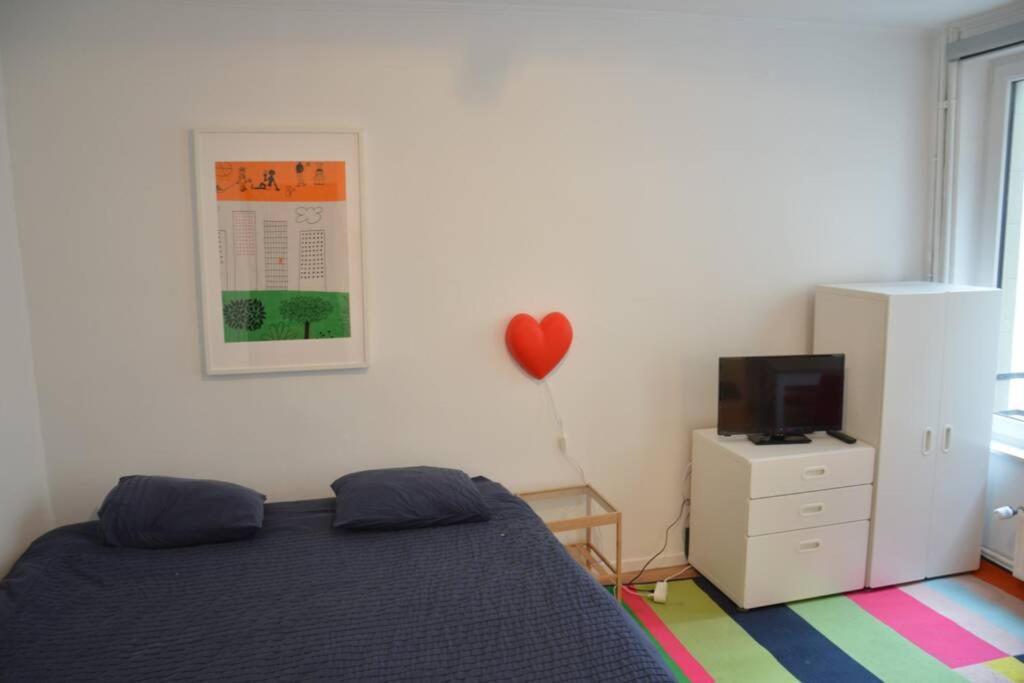 Apartament Nice Studio In Marolles Bruksela Zewnętrze zdjęcie